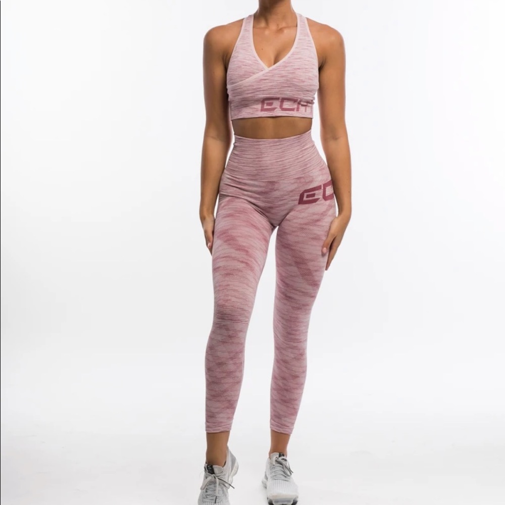 Echt Tricot Bra and Legging Size Small